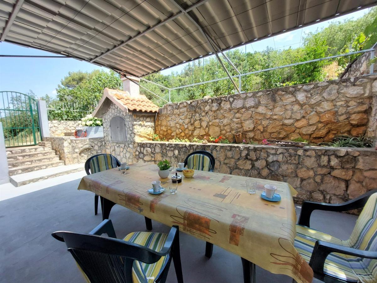 Holiday Home Oliva Bilice Dış mekan fotoğraf